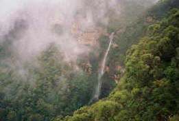 R001-017.JPG (2264683 bytes)