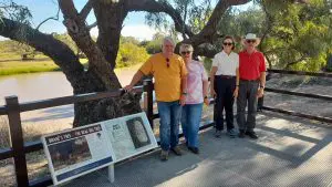 DIG TREE CHANNEL & CORNER COUNTRY LAKE EYRE DINOSAURS MUNGO NATIONAL PARK TOURS